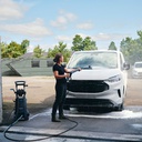 MC 2C 120/520 XT Pressure Washer Cleaning Car