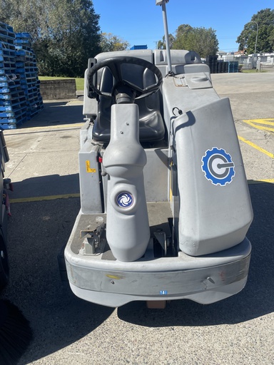 [SH-56413006] Second Hand Nilfisk BR1100S Scrubber Dryer